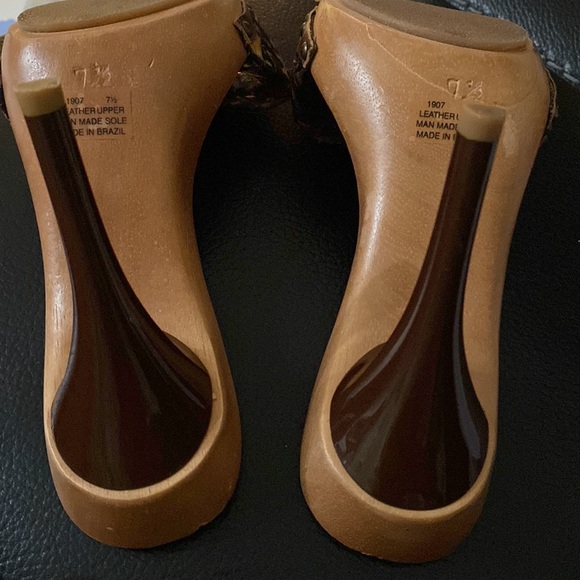 BEBE Calf Skin Sandal Heels 4”, NEW W/O BOX - Picture 6 of 11